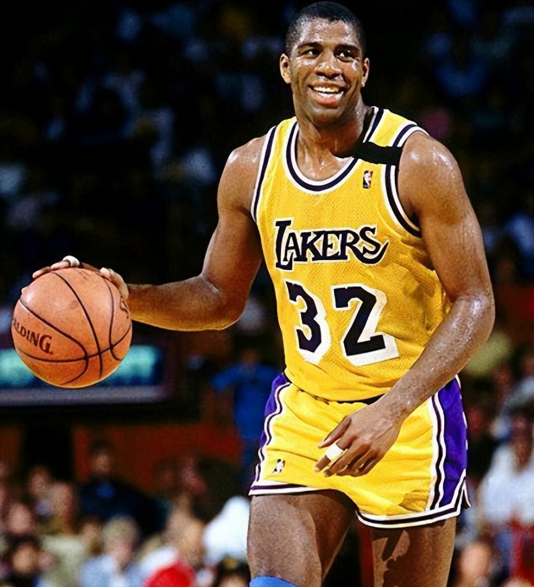 天津男篮展 天津男篮展