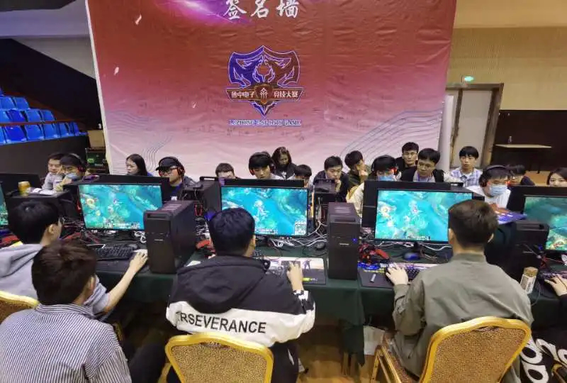 闪亮的明星 闪亮的明星