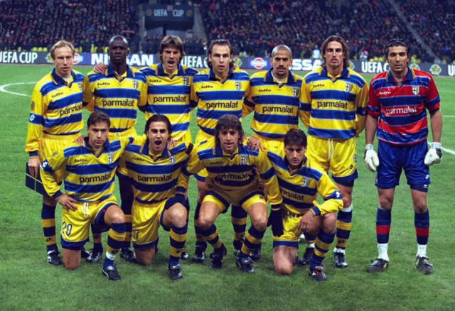 日薄西山！克莱12投仅2中拿到6分 三分8中2